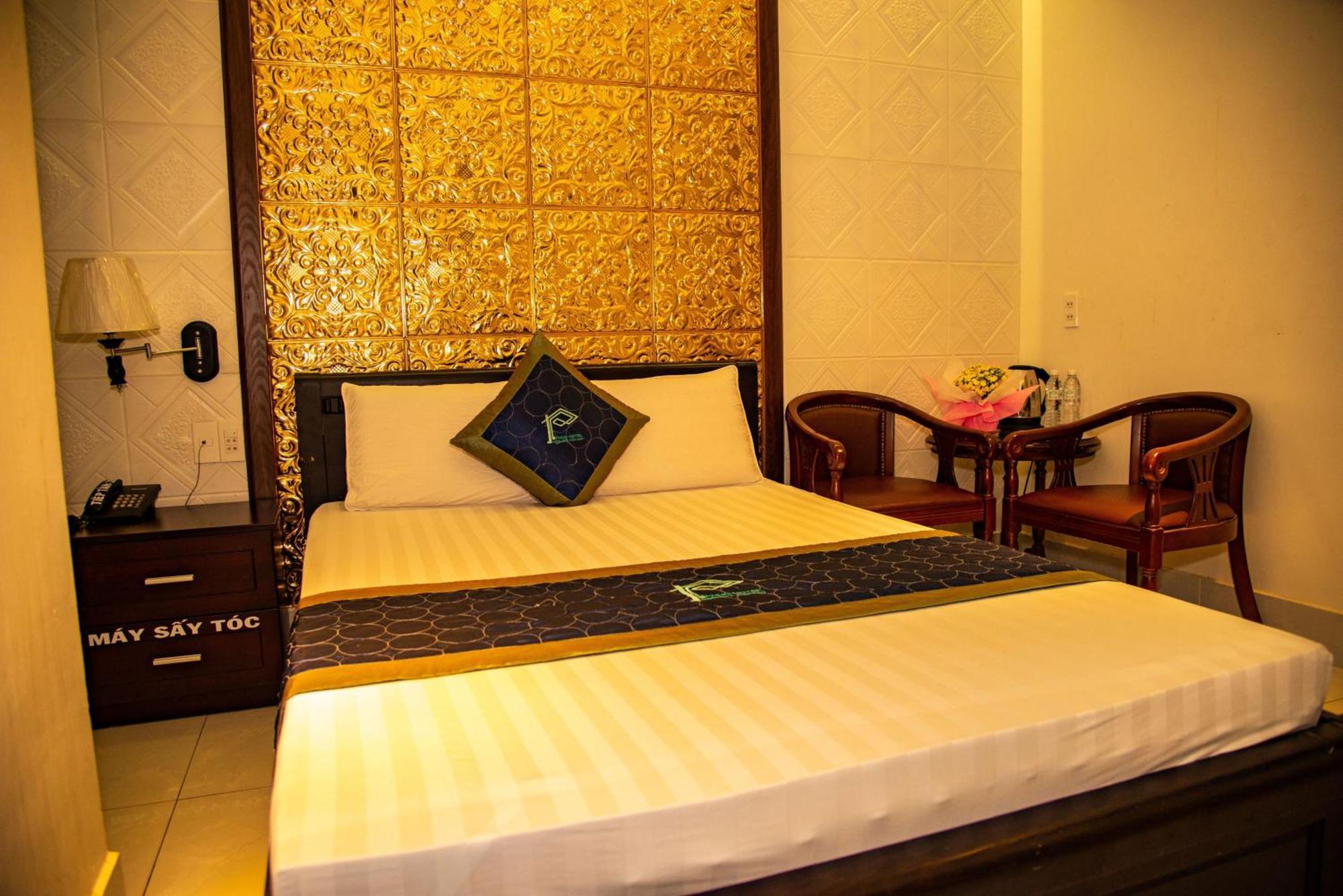 Phuc Hotel Cao Lãnh Esterno foto