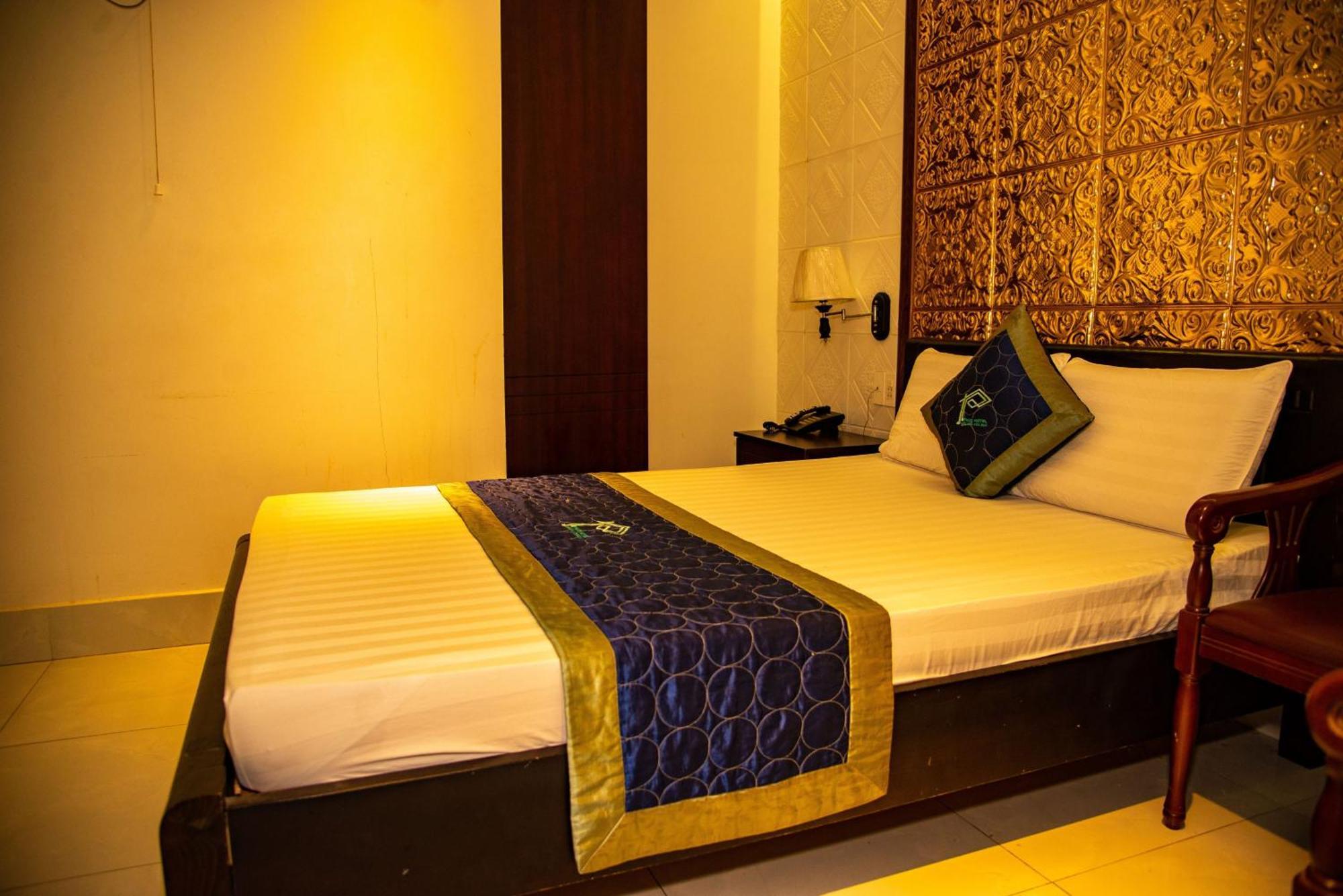Phuc Hotel Cao Lãnh Esterno foto